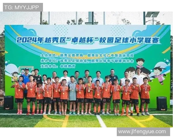 广州足球队表现卓越最新足球比赛经验TOP10全解析 广州足球队表现卓越最新足球比赛经验TOP10全解析